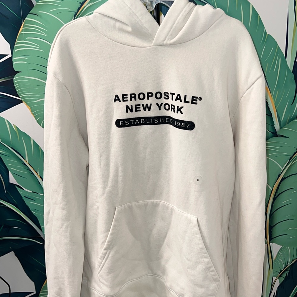 Aeropostale Cream hoodie